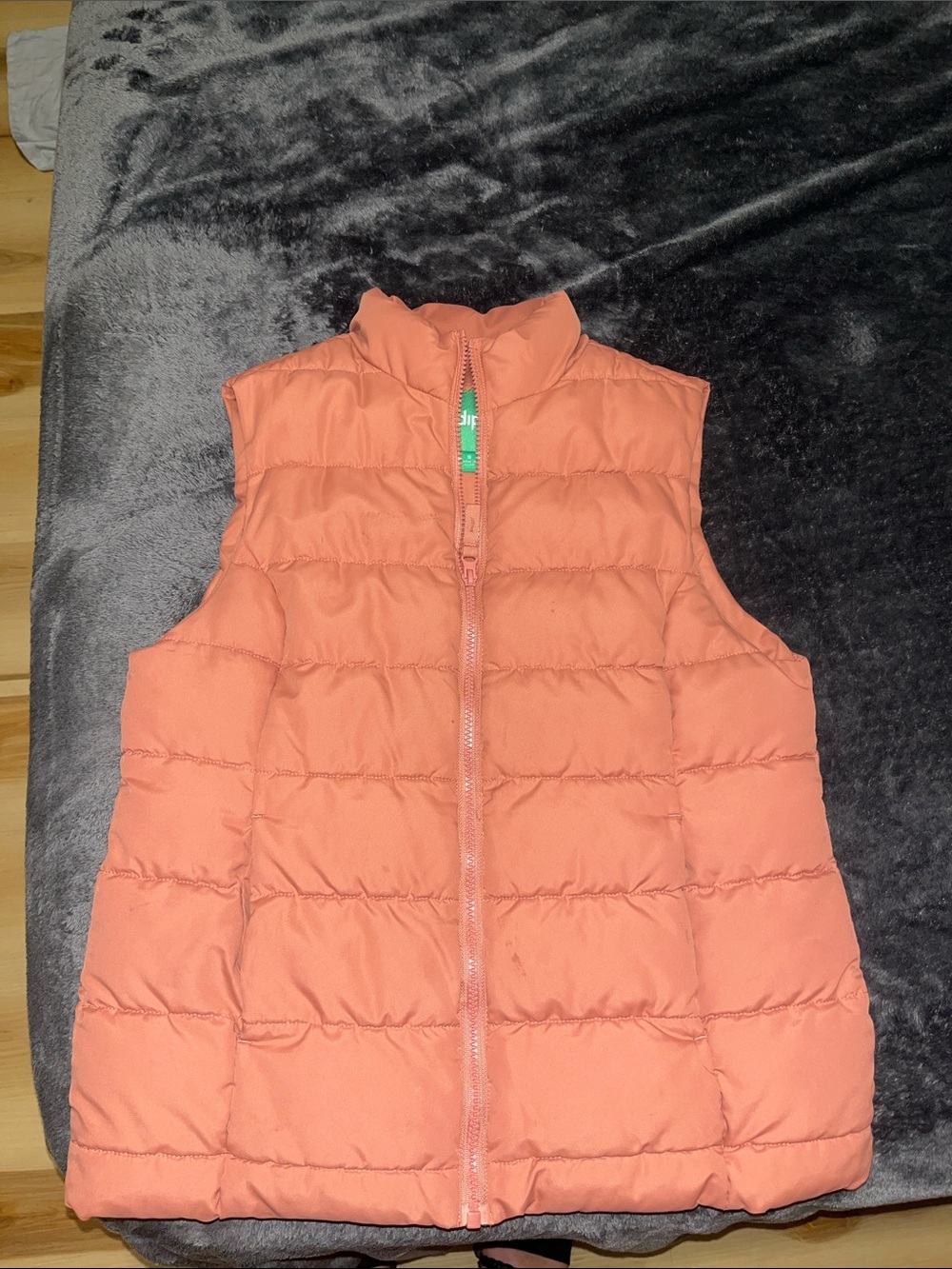 dip Coral Puffer Vest